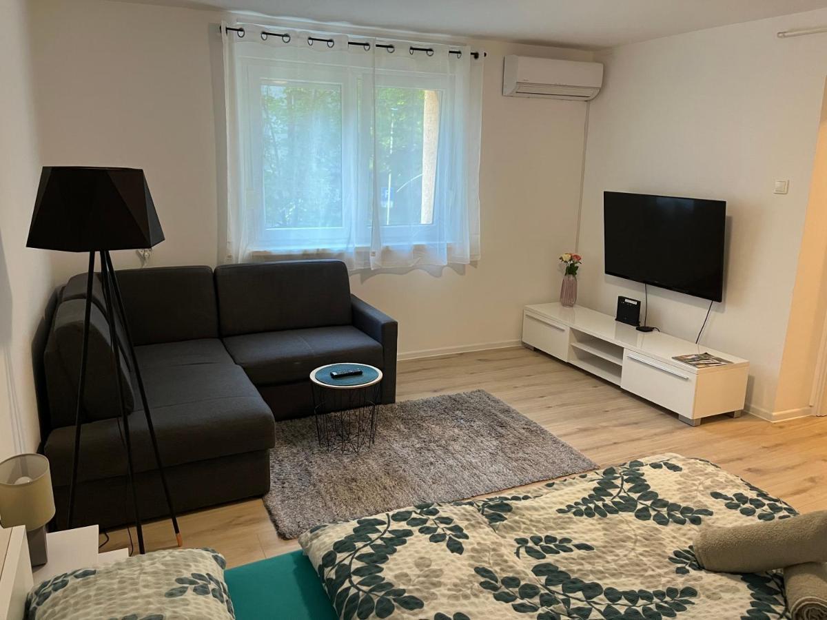 Apartment Vbk Осиек Экстерьер фото